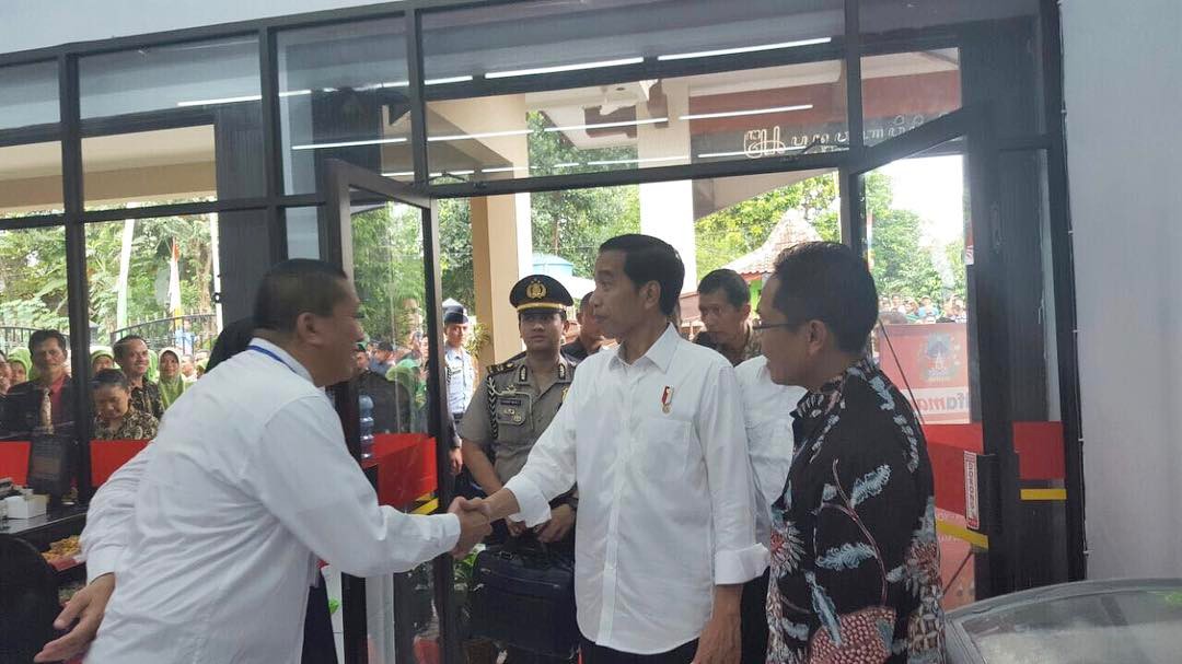 Berdayakan Siswa Sekolah, Program Alfamart Class Diapresiasi Presiden Jokowi