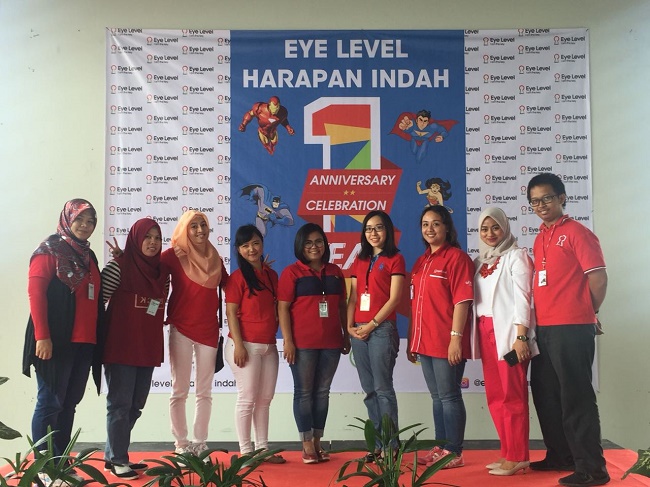 Rayakan Ultah Pertama, Eye Level Harapan Indah Gelar Lomba Pendidikan