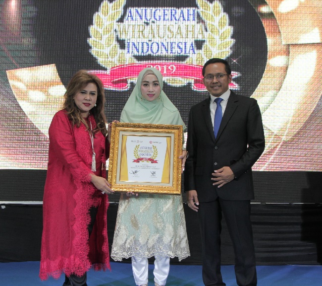 Kesuksesan Owner Ghanisa Aesthetic yang Raih Anugerah Wirausaha Indonesia 2019
