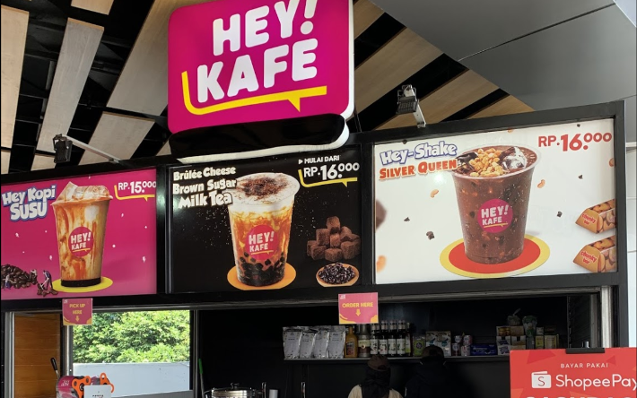 Rahasia Sukses Hey Kafe!, Besutan Seven Retail Group