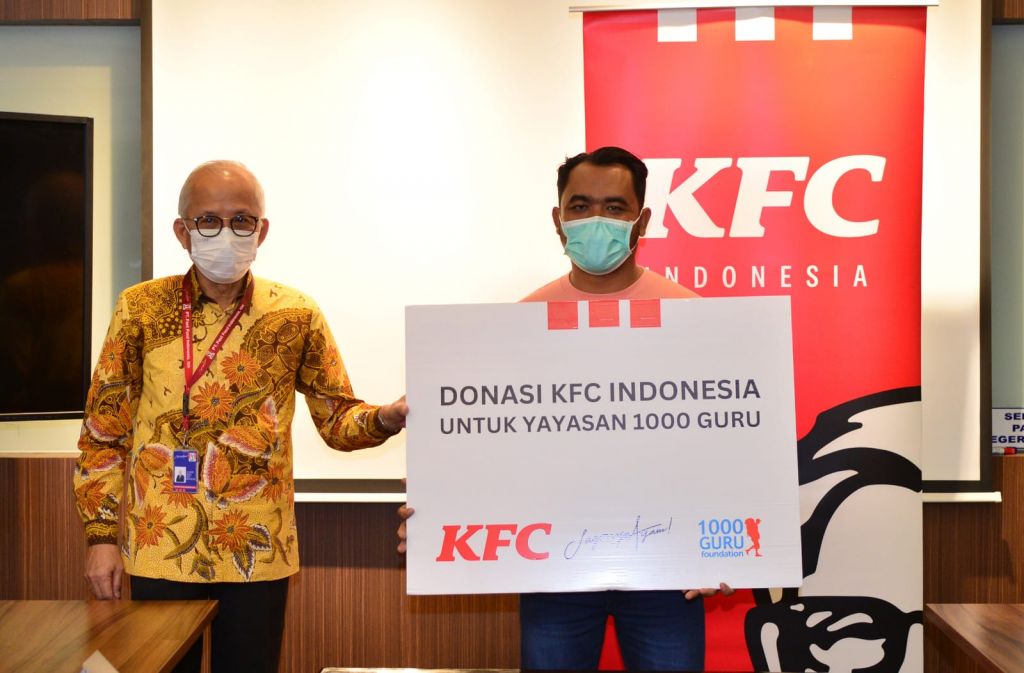 KFC Indonesia Serahkan Donasi dari Program Bucket for Given, Bucket for Good