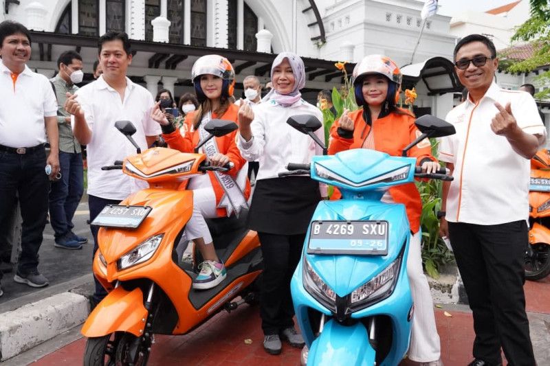 Asik, Pos Indonesia Bekali Mitra Kerjanya Kendaraan Listrik